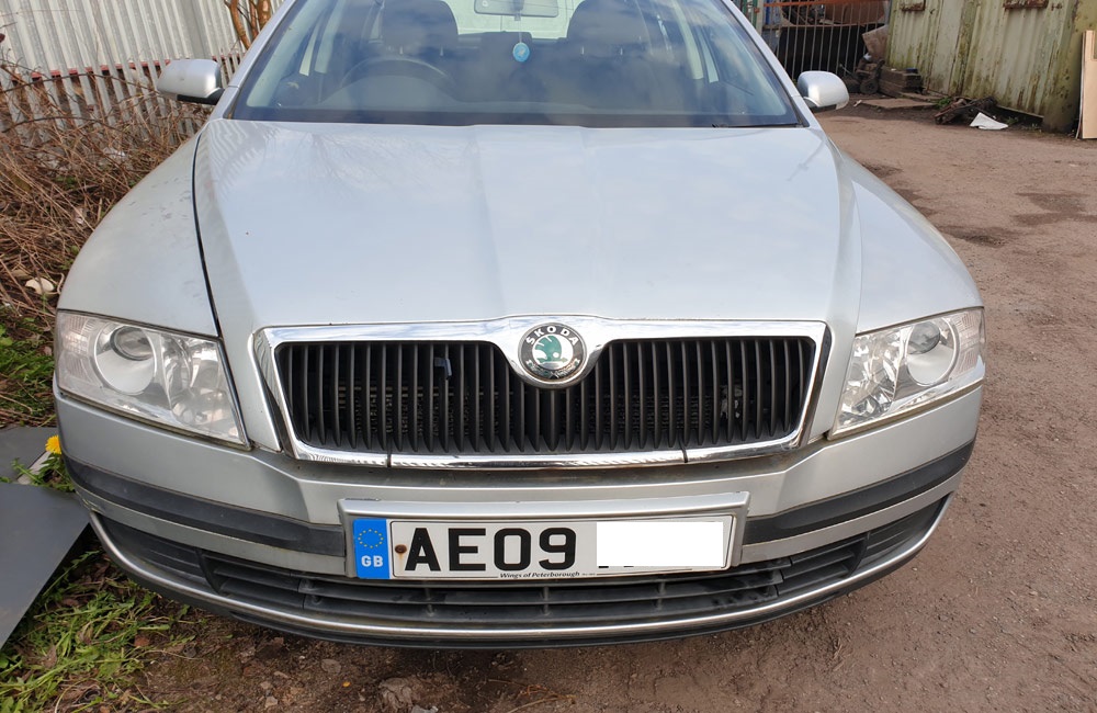 Skoda Octavia Ambiente TDI Bonnet